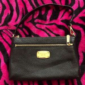 Michael Kors Jet Set Wristlet